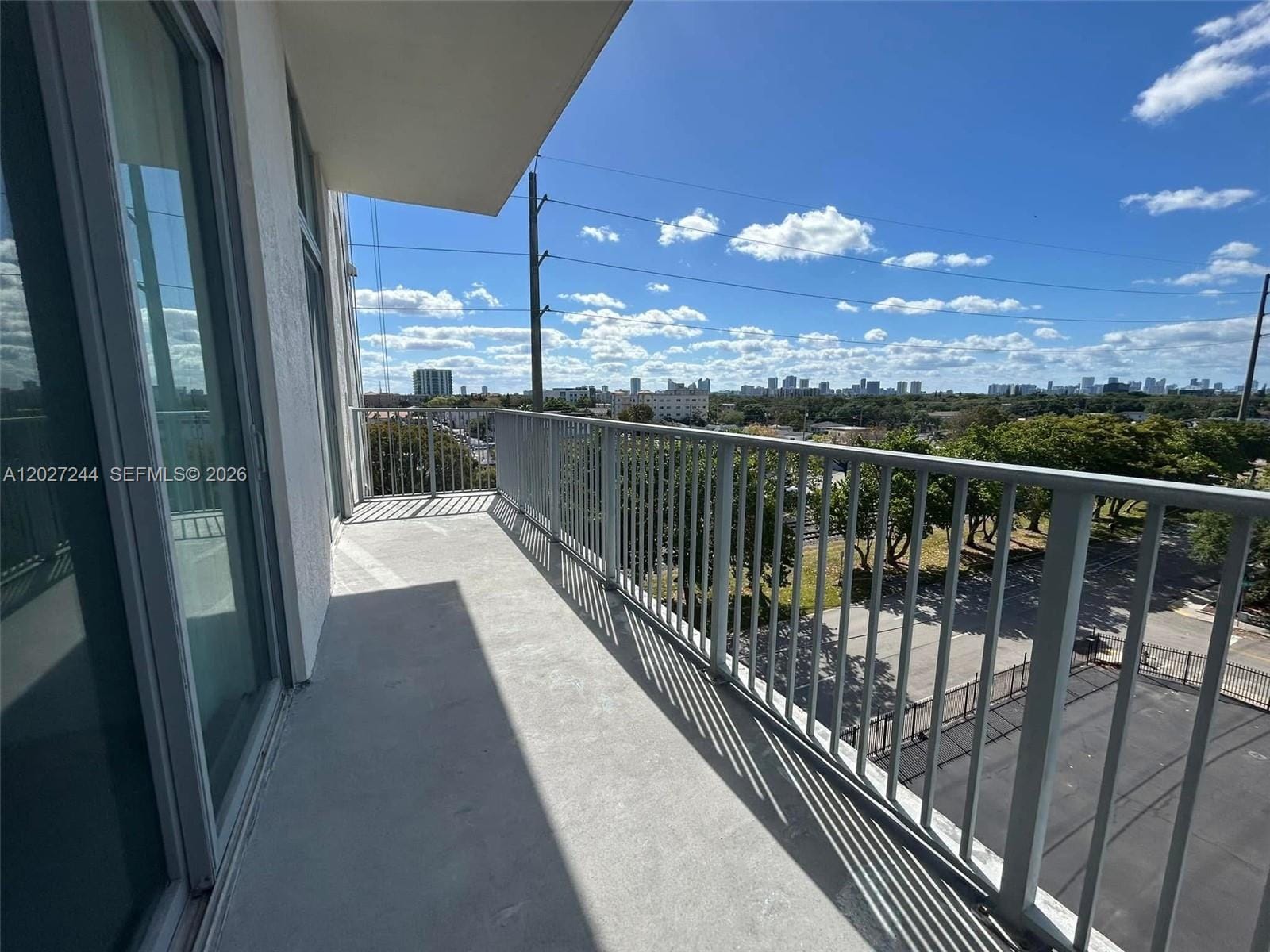2100 Van Buren Street 506 — photo 10