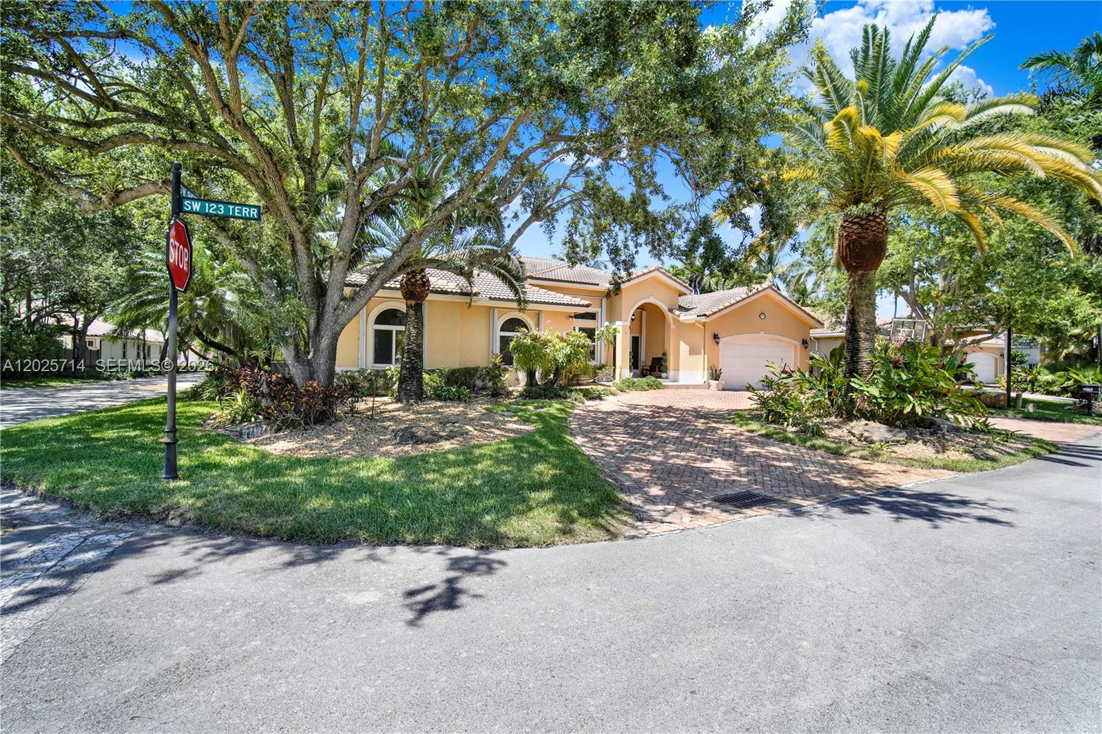 9563 SW 123rd Terrace, Miami, FL 33176, Miami