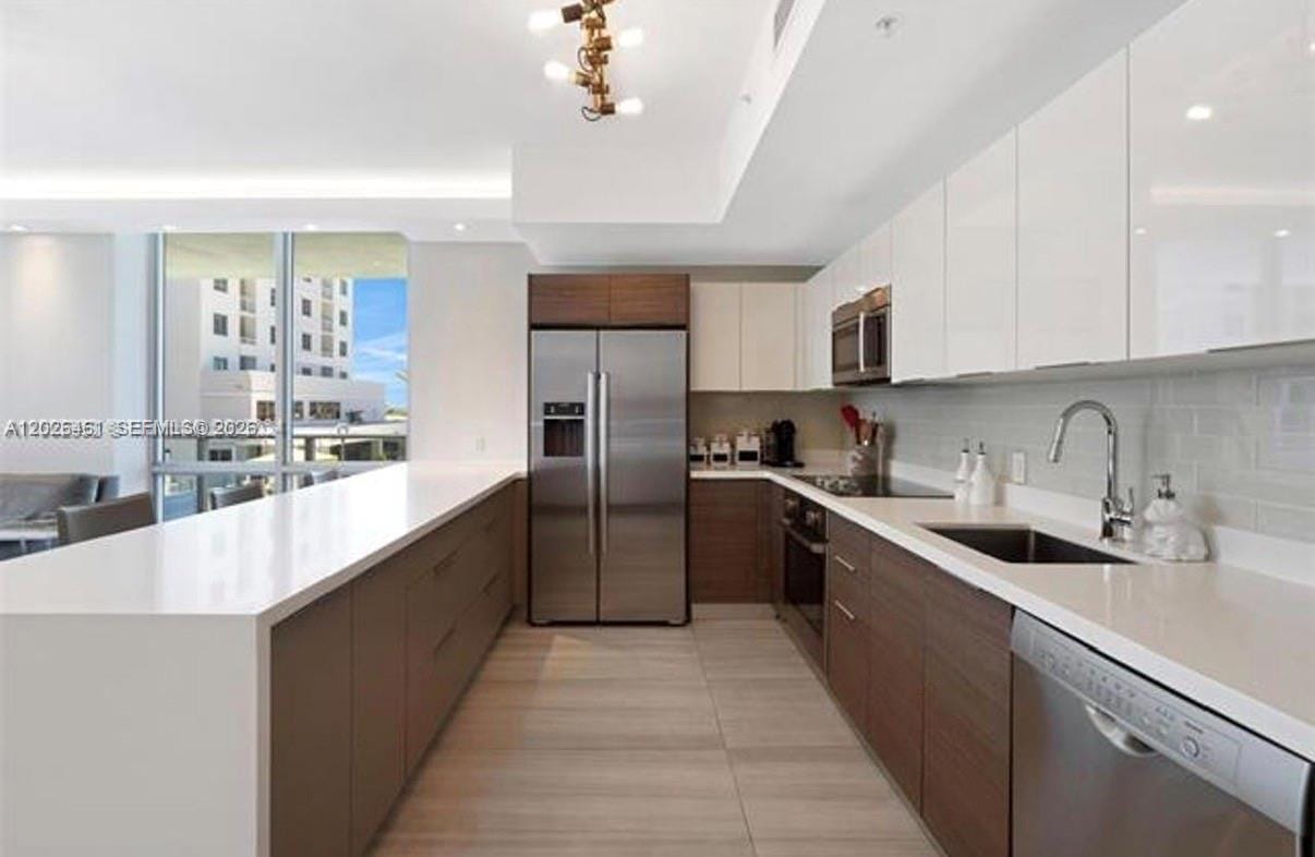 1010 SW 2nd Avenue 809 — photo 11