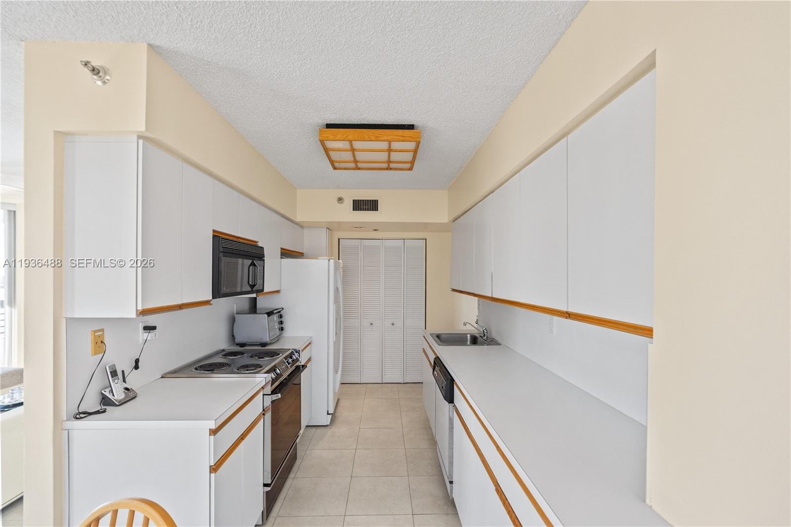 19195 NE 36th Court 1706, Aventura, FL 33180 photo 17