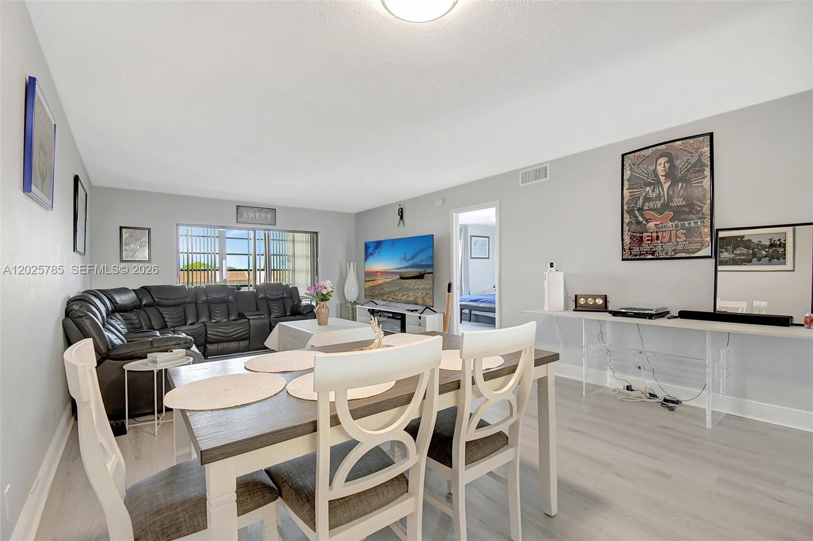 10145 Sunrise Lakes Boulevard 403, Sunrise, FL 33322 photo 15