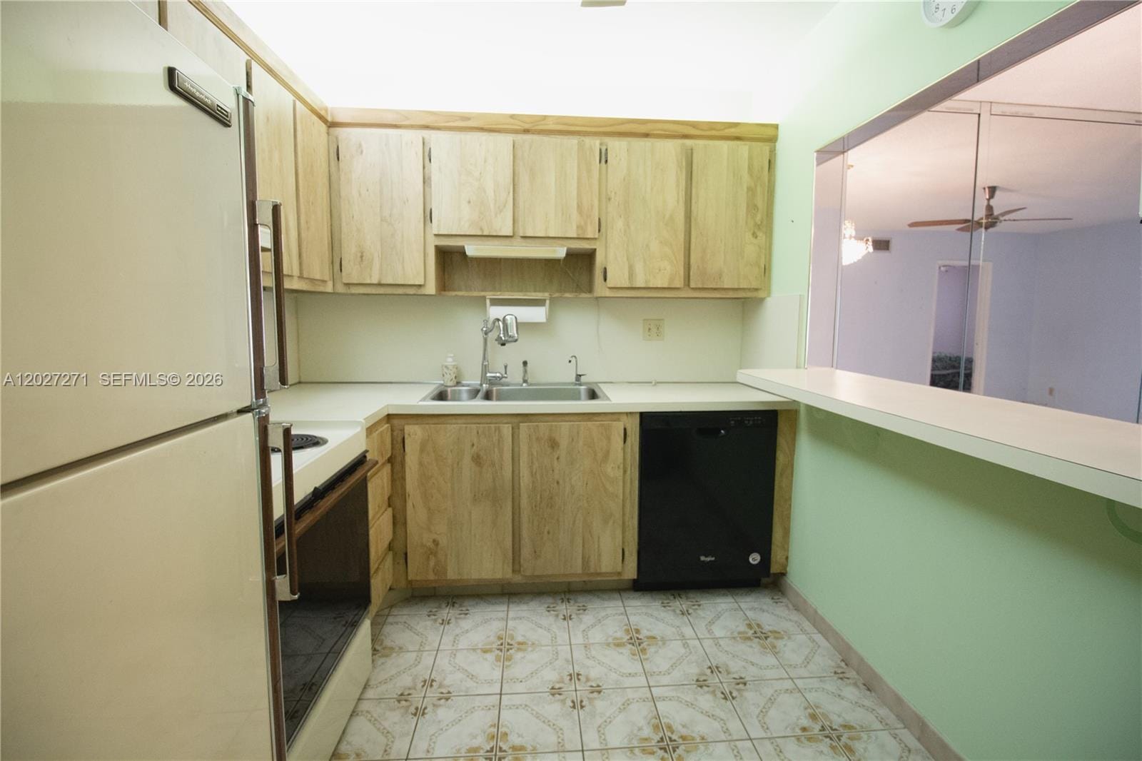 5621 SW 2nd Court 101, Margate, FL 33068 photo 4