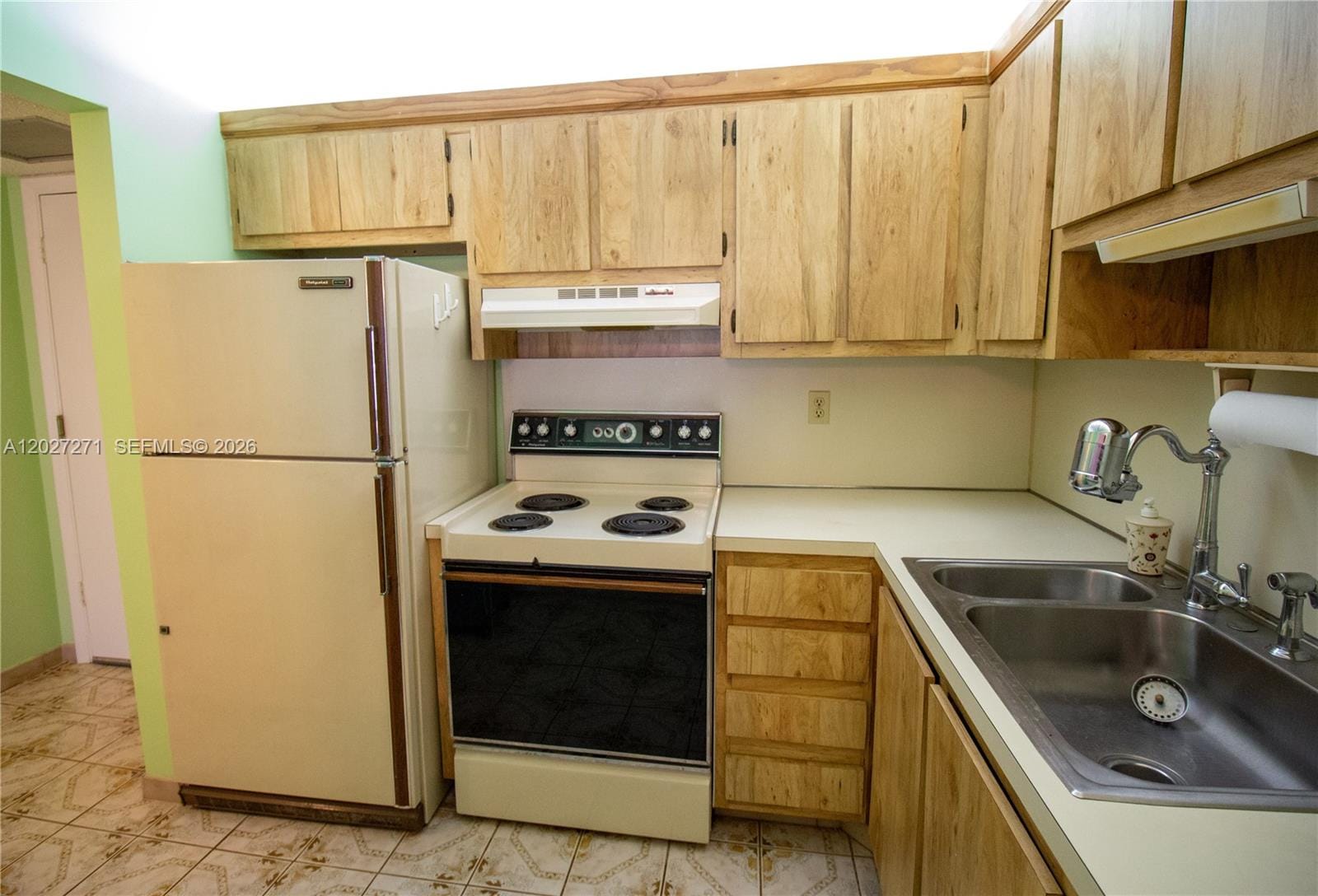 5621 SW 2nd Court 101, Margate, FL 33068 photo 6