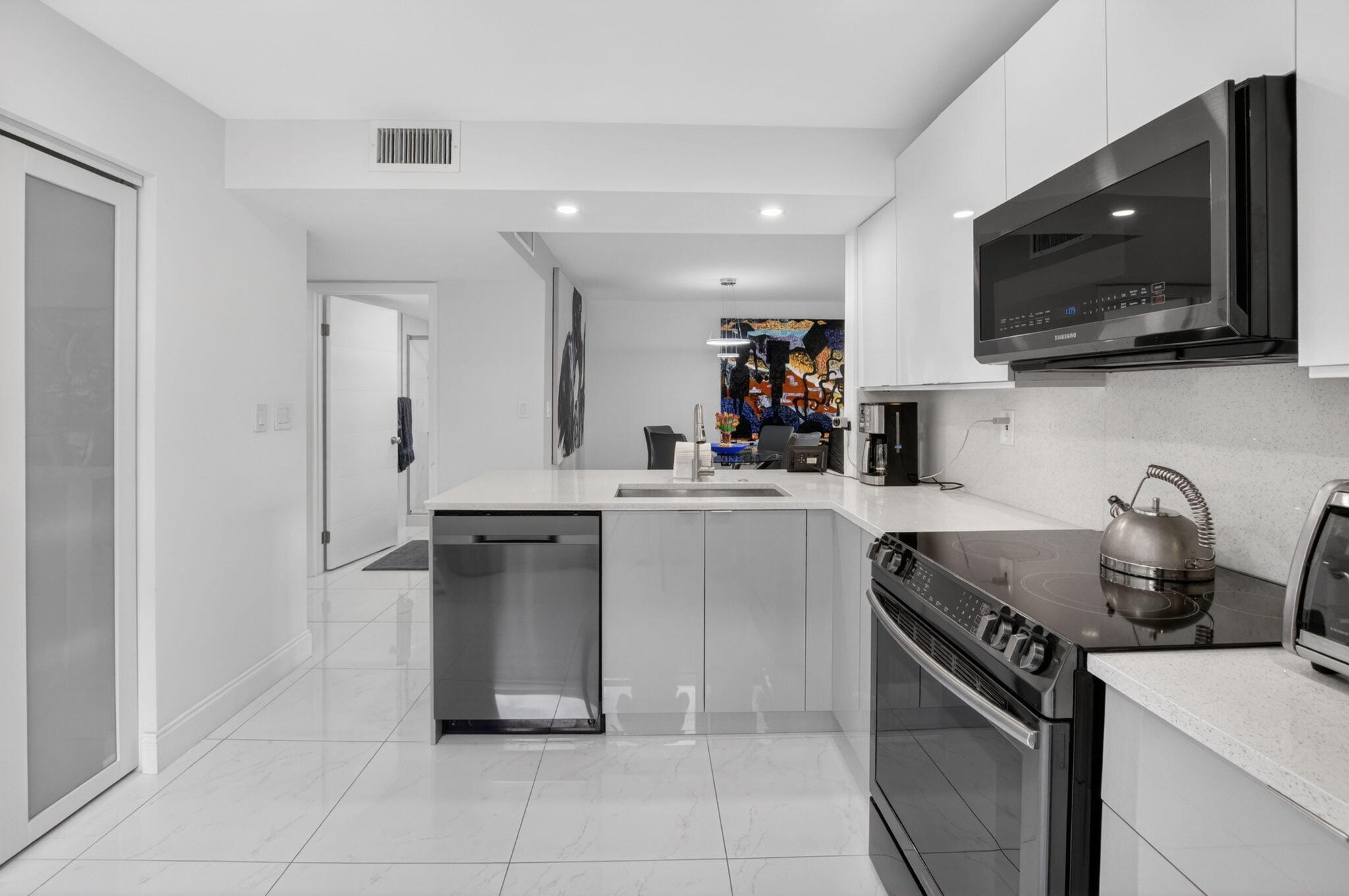 15401 Pembridge Avenue 15, Delray Beach, FL 33484, Delray Beach