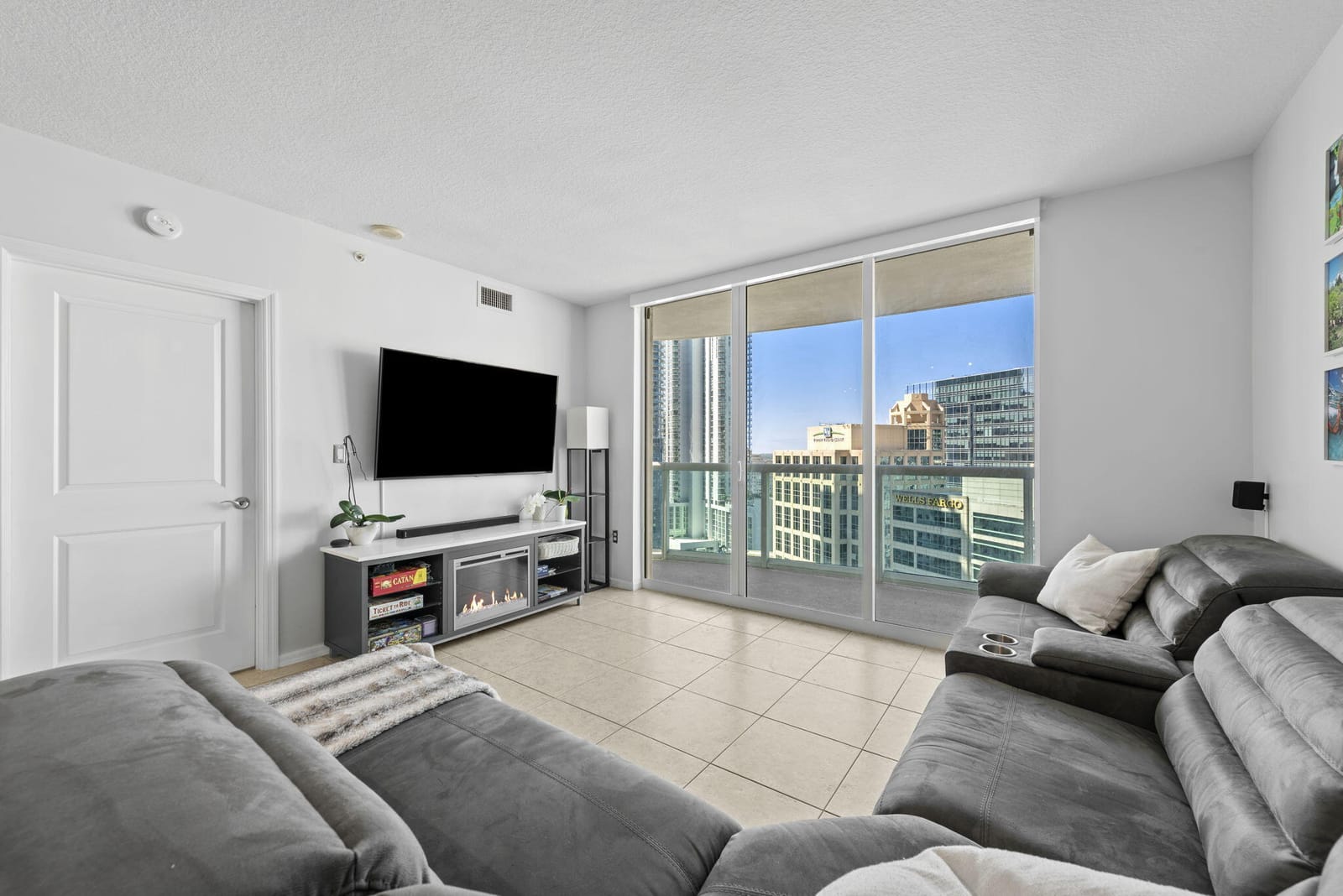 347 N New River Drive E 2707 — photo 11