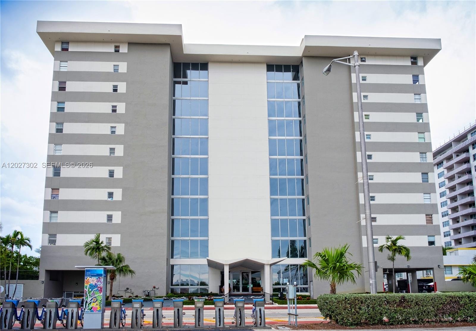 9273 Collins Avenue 506, Surfside, FL 33154 photo 4