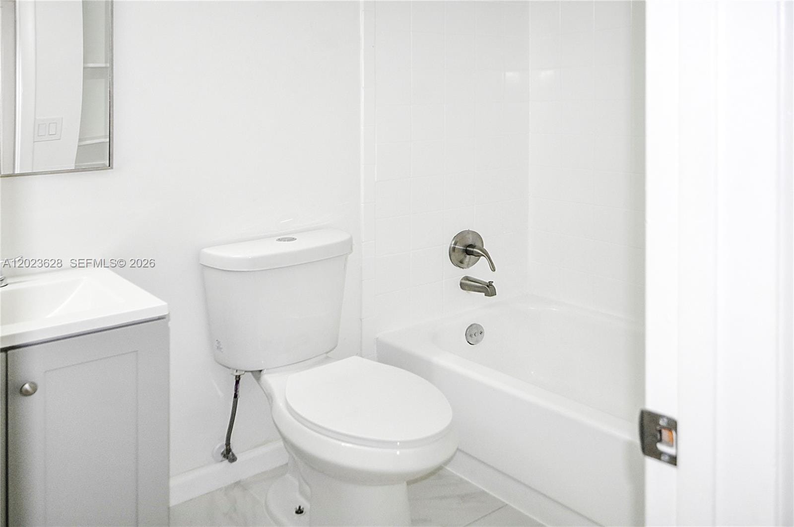 1021 Mockingbird Lane 202 — photo 12