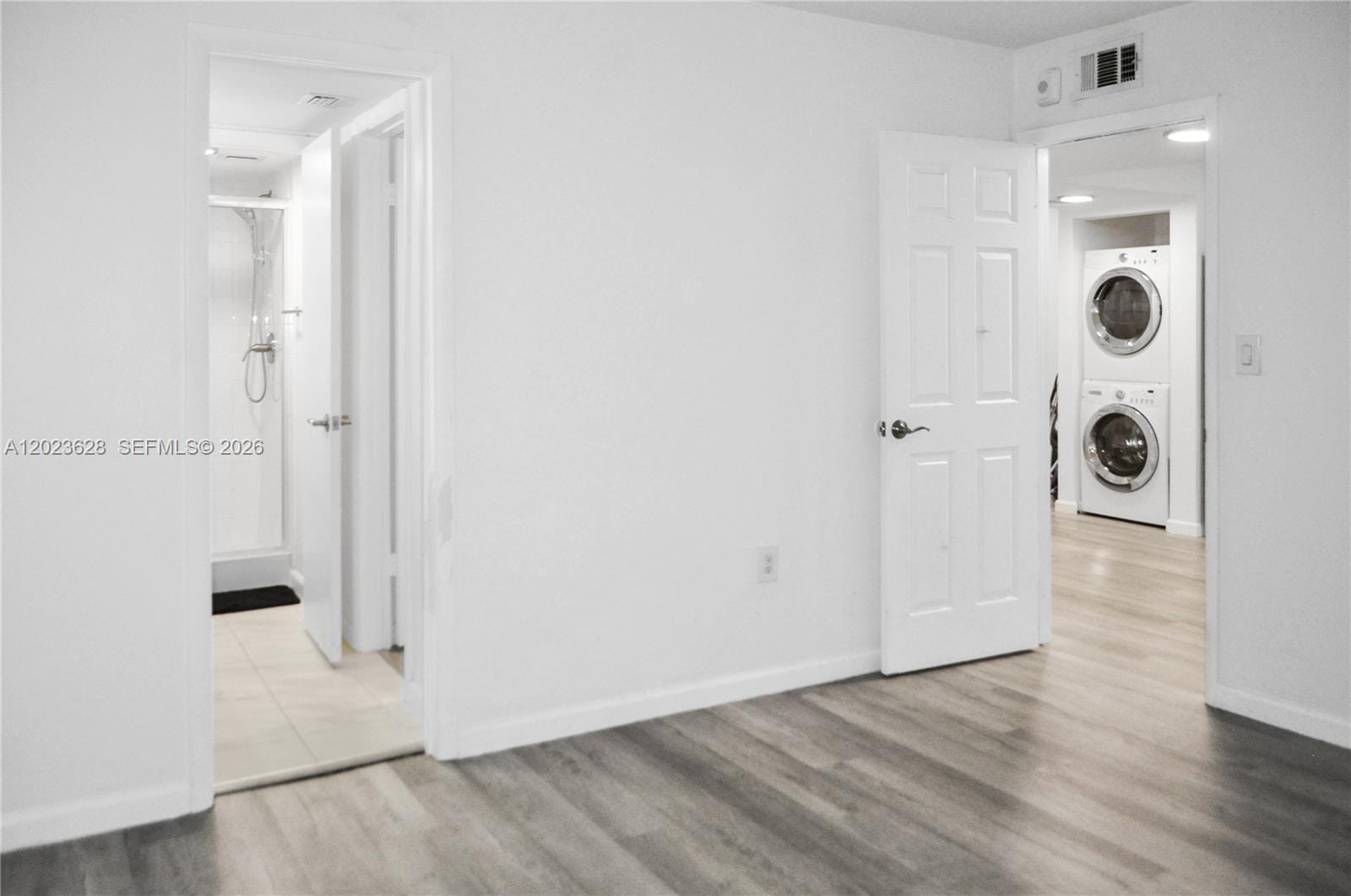 1021 Mockingbird Lane 202 — photo 10