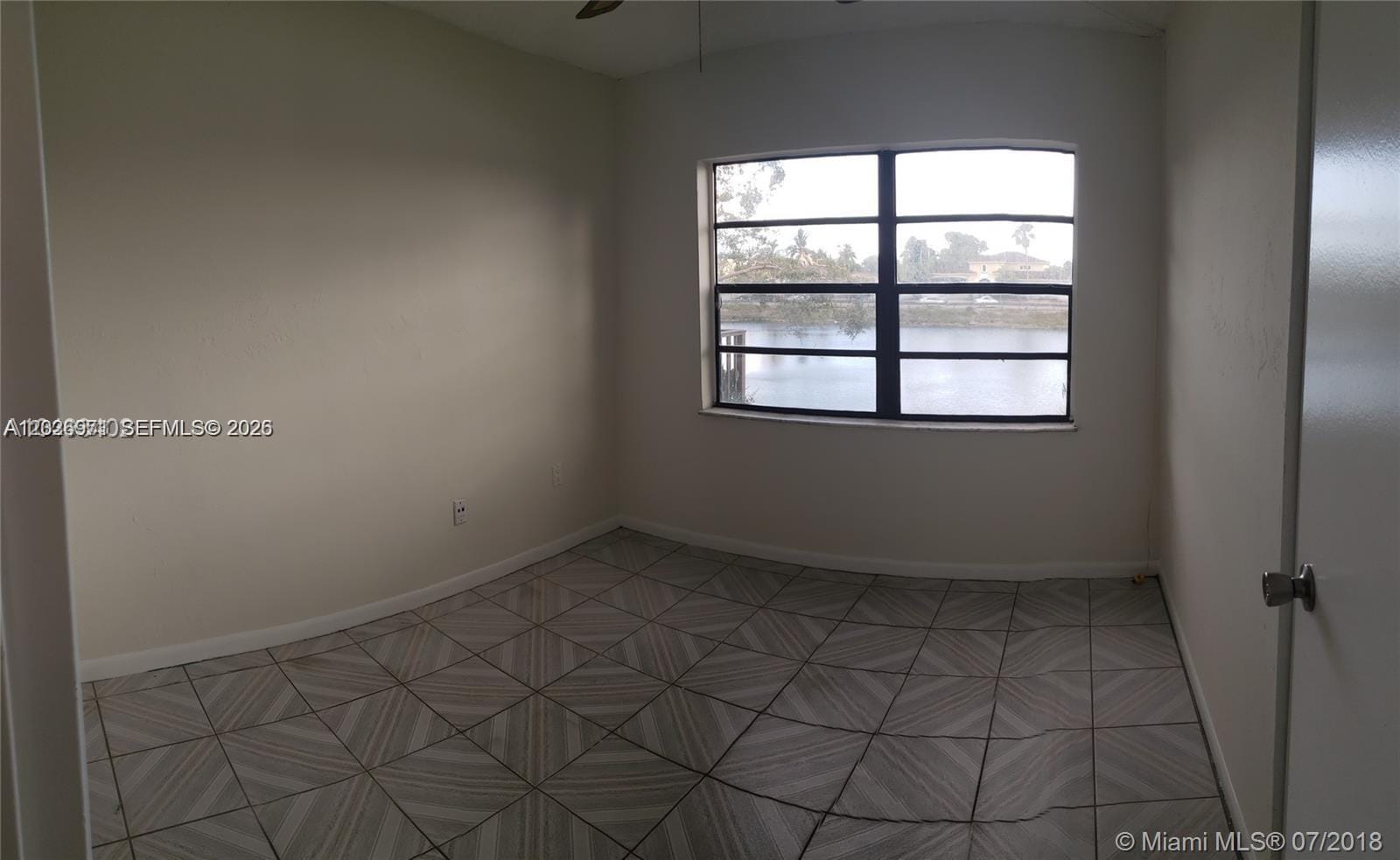 1325 W 68th Street 214, Hialeah, FL 33014 photo 25