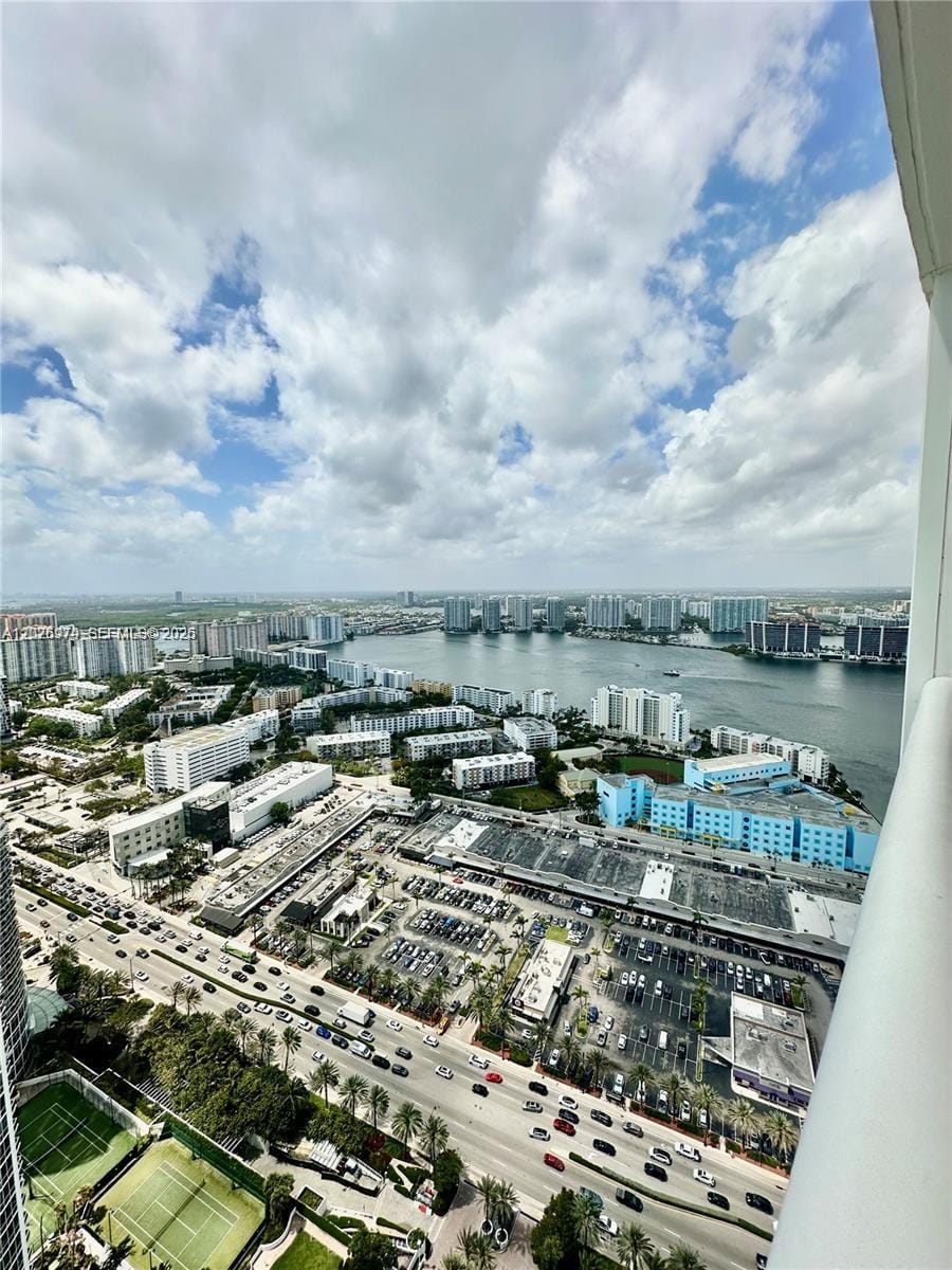 18201 Collins Avenue 5307, Sunny Isles Beach, FL 33160 photo 3