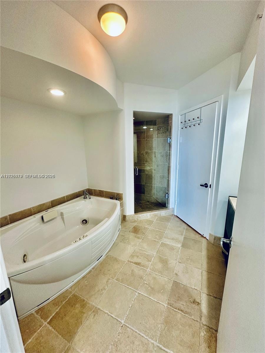 18201 Collins Avenue 5307, Sunny Isles Beach, FL 33160 photo 9
