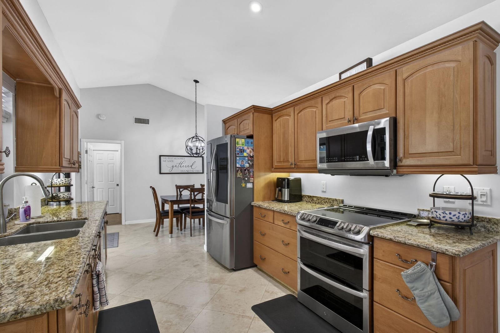 559 Azure Avenue, Wellington, FL 33414 photo 16