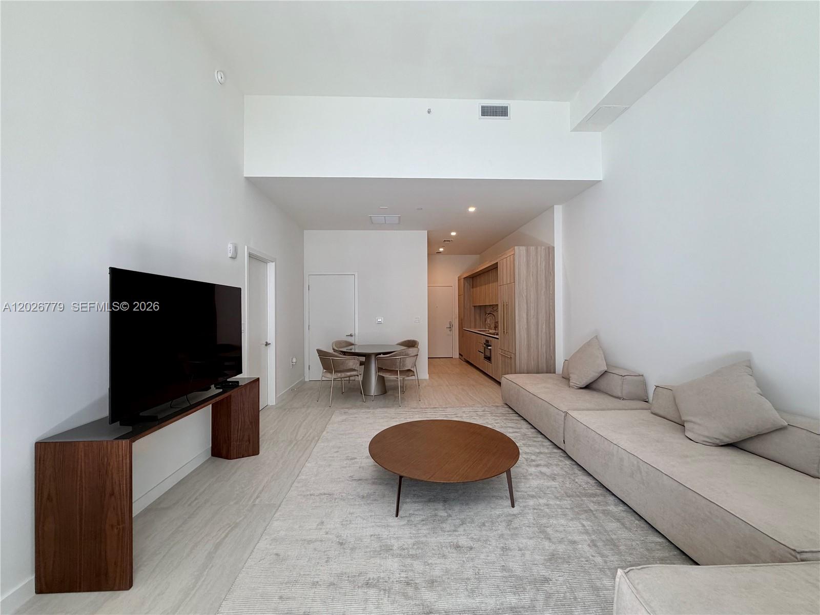 77 SE 5th Street 407, Miami, FL 33131, Miami
