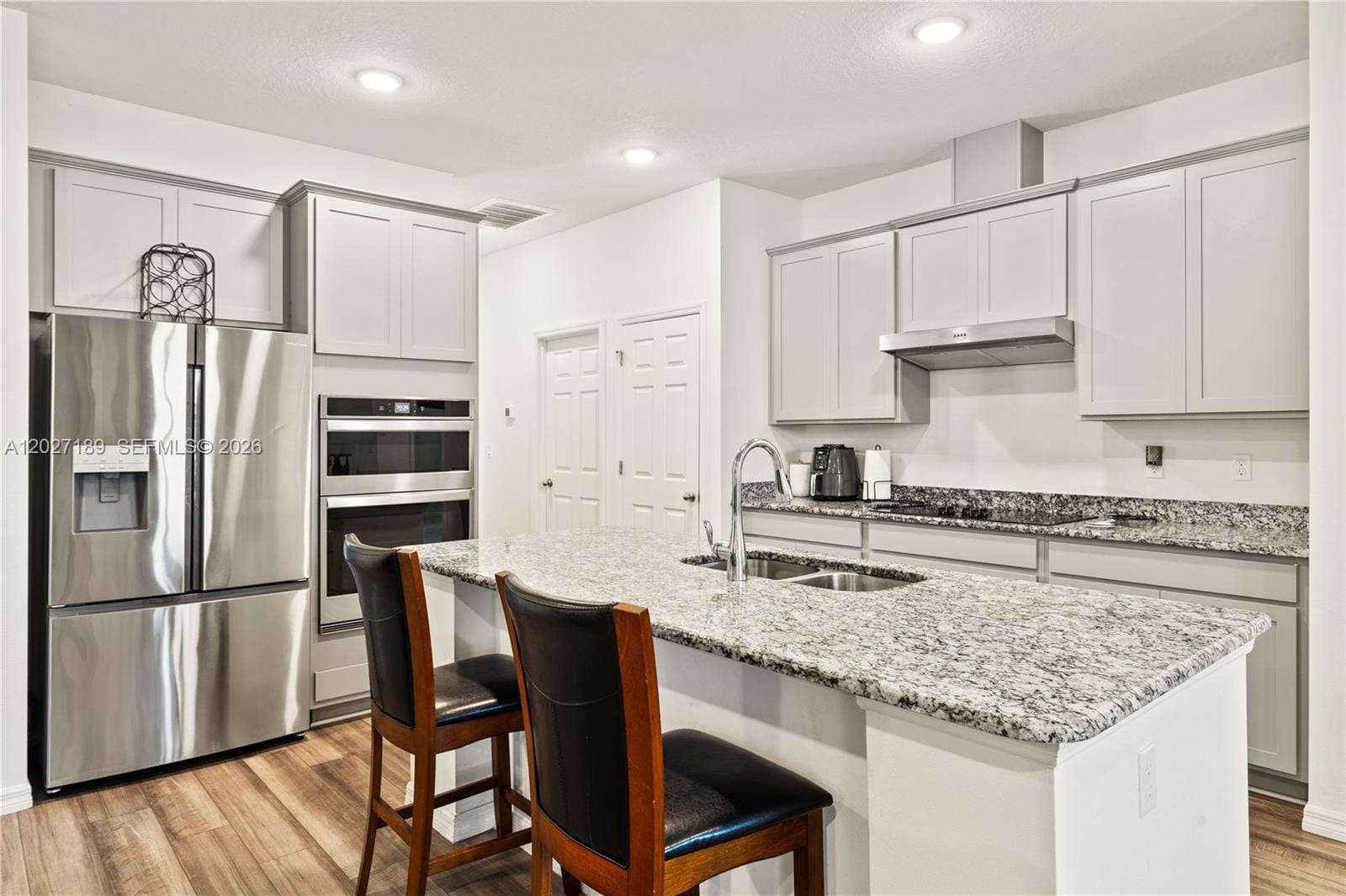 1534 SW Abingdon Avenue — photo 3