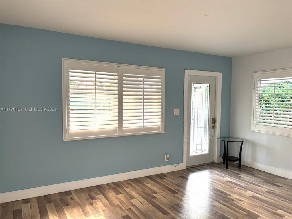 4580 NE 3rd Avenue — photo 6