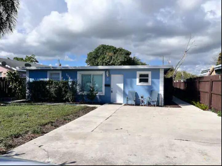 118 SW 12th Avenue, Delray Beach, FL 33444, Delray Beach