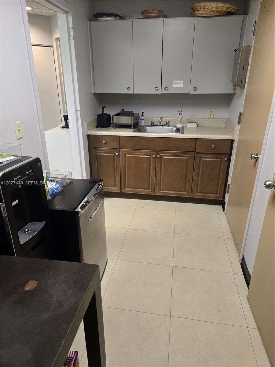909 N Miami Beach Boulevard 201 — photo 11