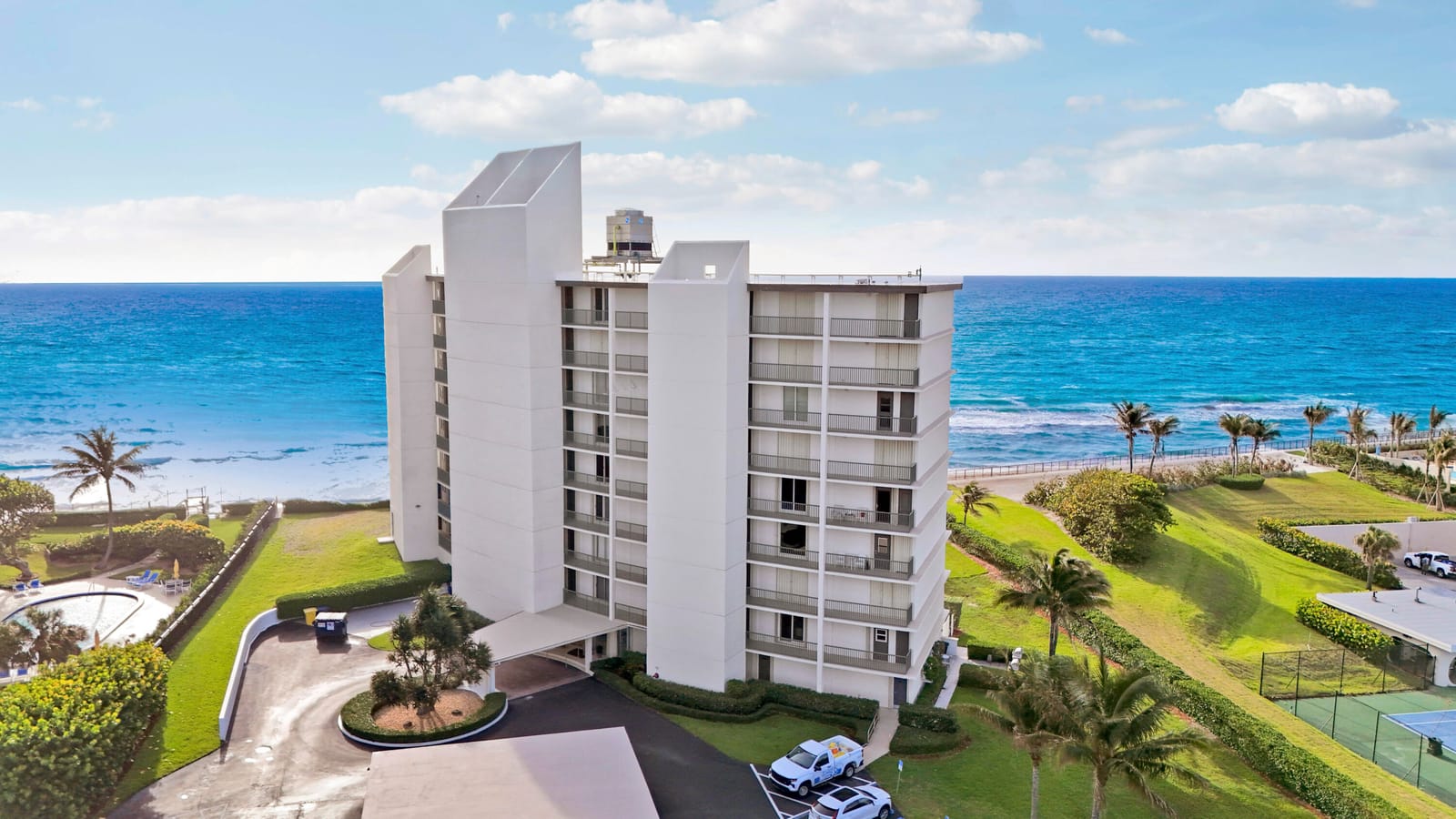 5400 N Ocean Drive 1b — photo 2