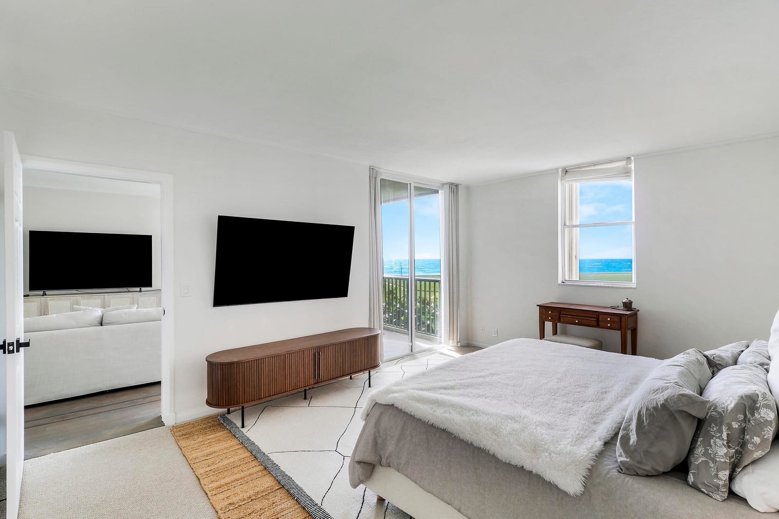 5400 N Ocean Drive 1b — photo 8
