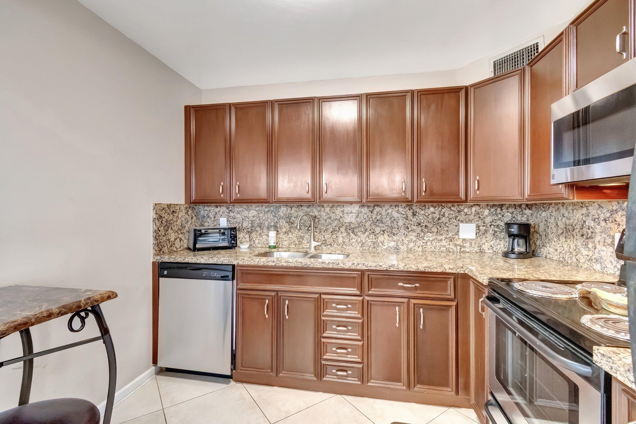 4049 Wolverton C, Boca Raton, FL 33434 photo 14