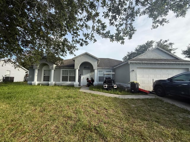 742 NW Bayard Avenue, Port St. Lucie, FL 34983