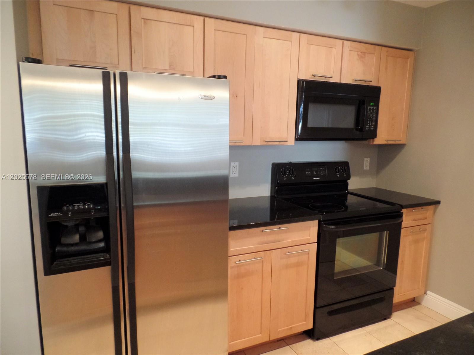 2881 N Oakland Forest Drive 112, Oakland Park, FL 33309, Oakland Park