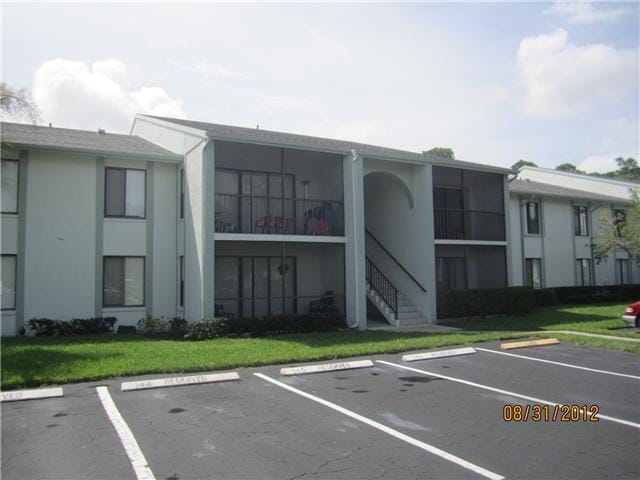 3732 Savoy Lane F1, West Palm Beach, FL 33417 photo 2