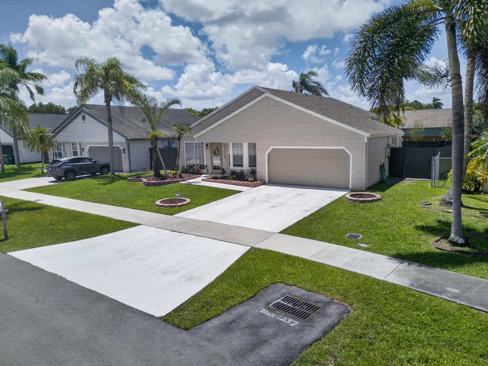 13560 SW 9th Court, Davie, FL 33325 photo 5