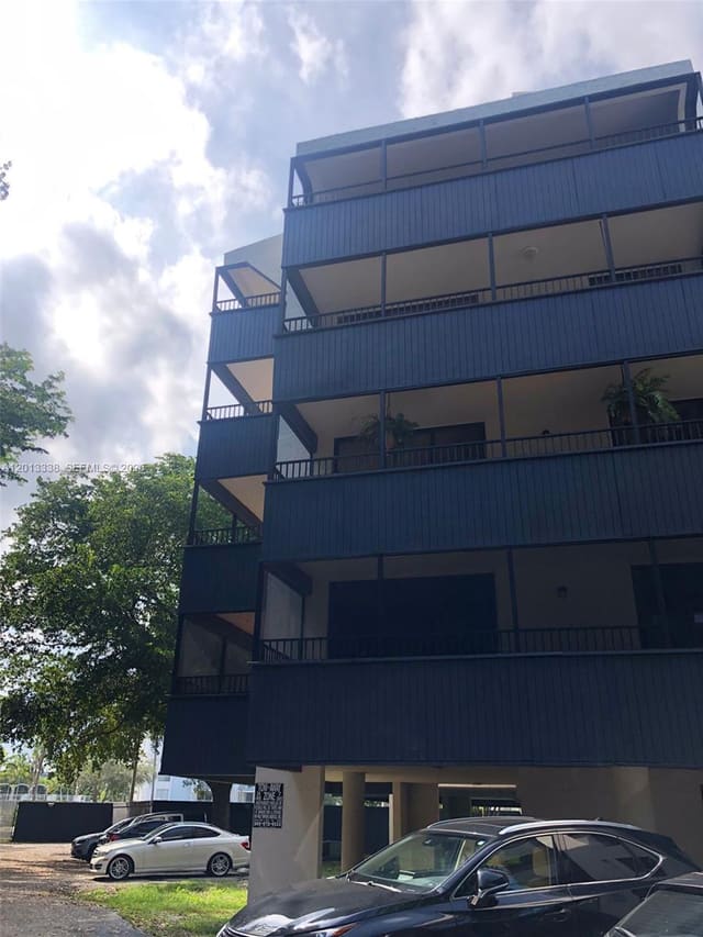 16220 NW 2nd Avenue 410, Miami, FL 33169