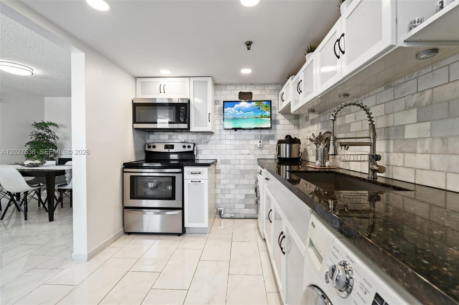 17890 W Dixie Hwy 603 603, North Miami Beach, FL 33160 photo 21