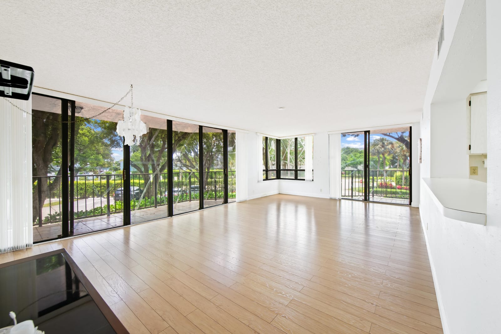 799 Jeffery Street 201, Boca Raton, FL 33487 photo 1