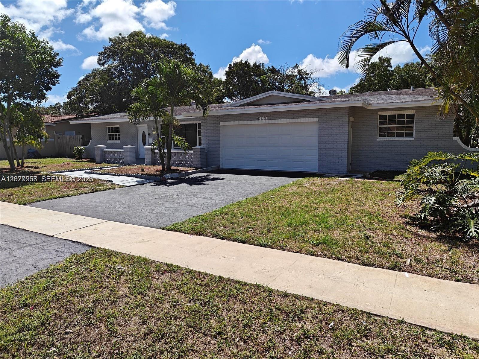 4890 NW 7th Street 2, Plantation, FL 33317, Plantation