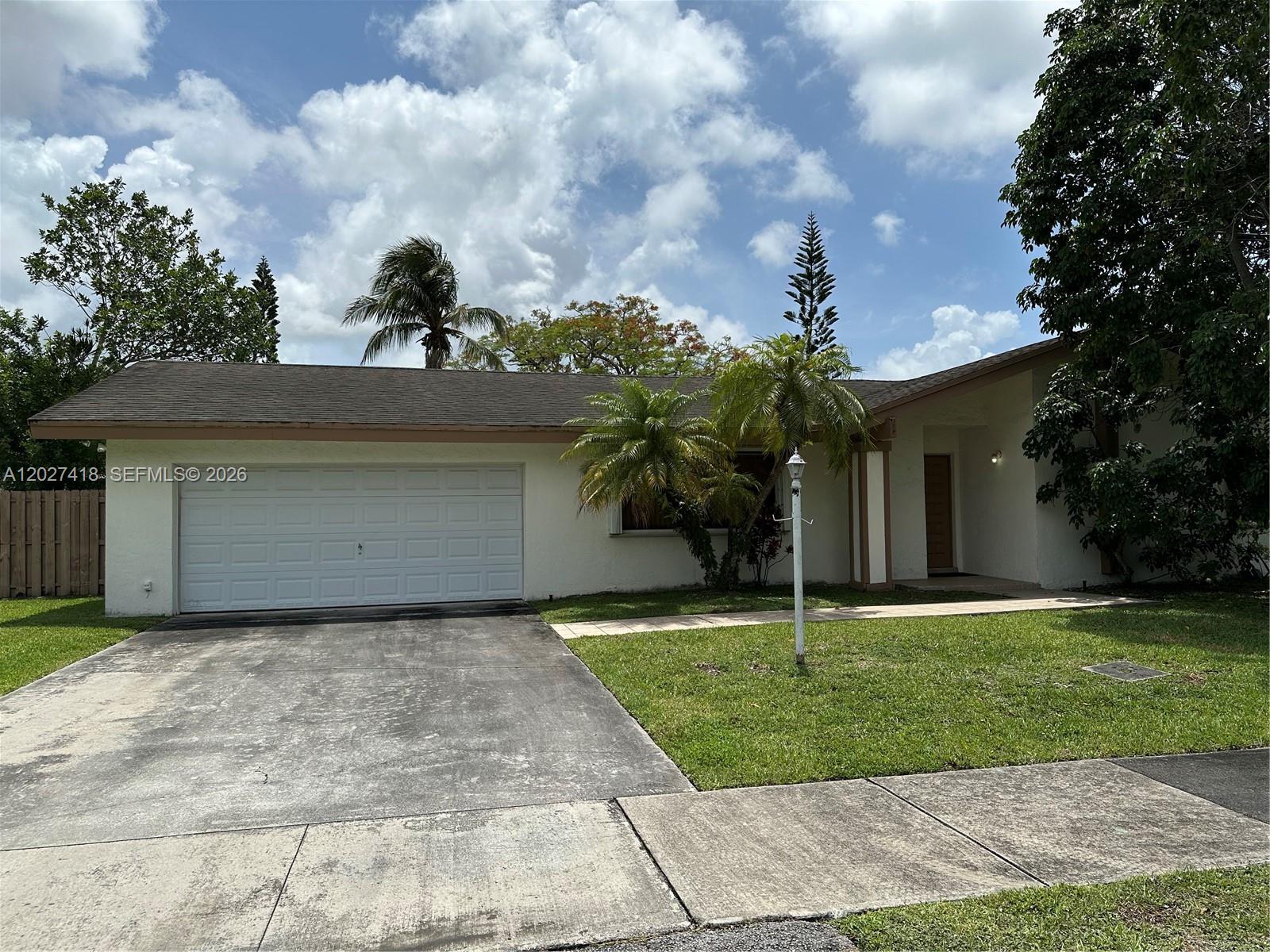 10711 SW 116th Avenue, Miami, FL 33176, Miami