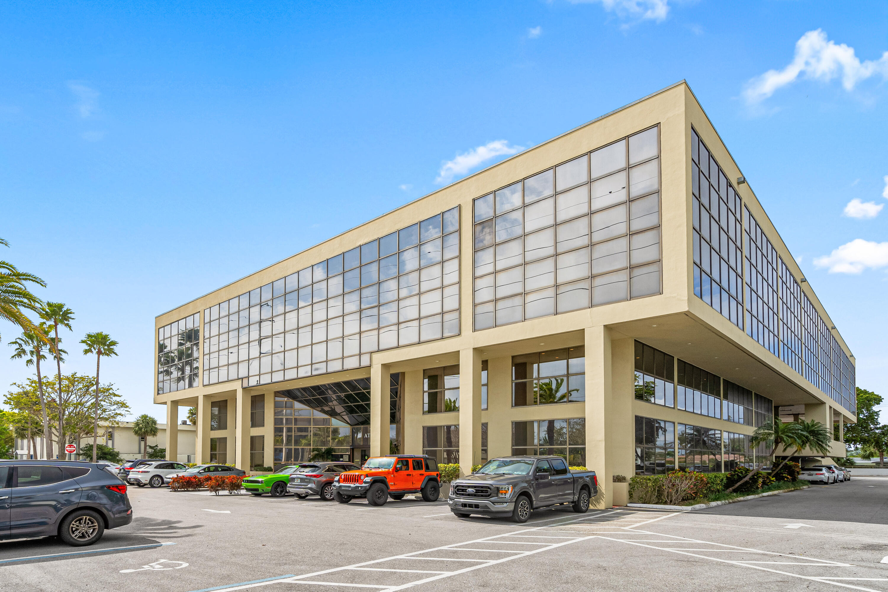 631 Us-1, North Palm Beach, FL, North Palm Beach
