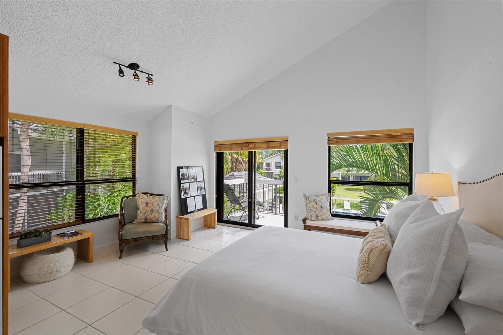 11863 Wimbledon Circle 532, Wellington, FL 33414 photo 16