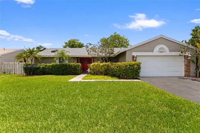 14641 Kirsten Court, Davie, FL 33325