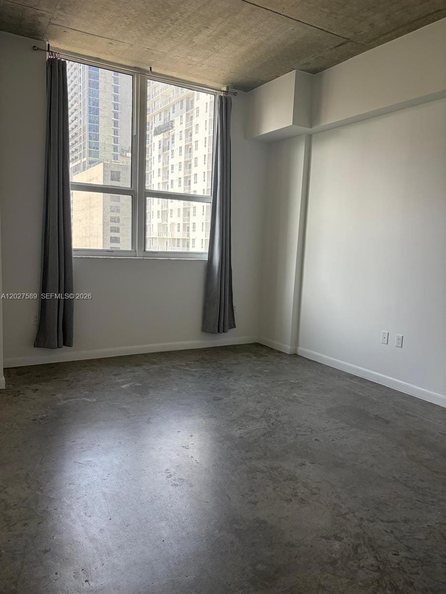 133 NE 2nd Avenue 913 — photo 7