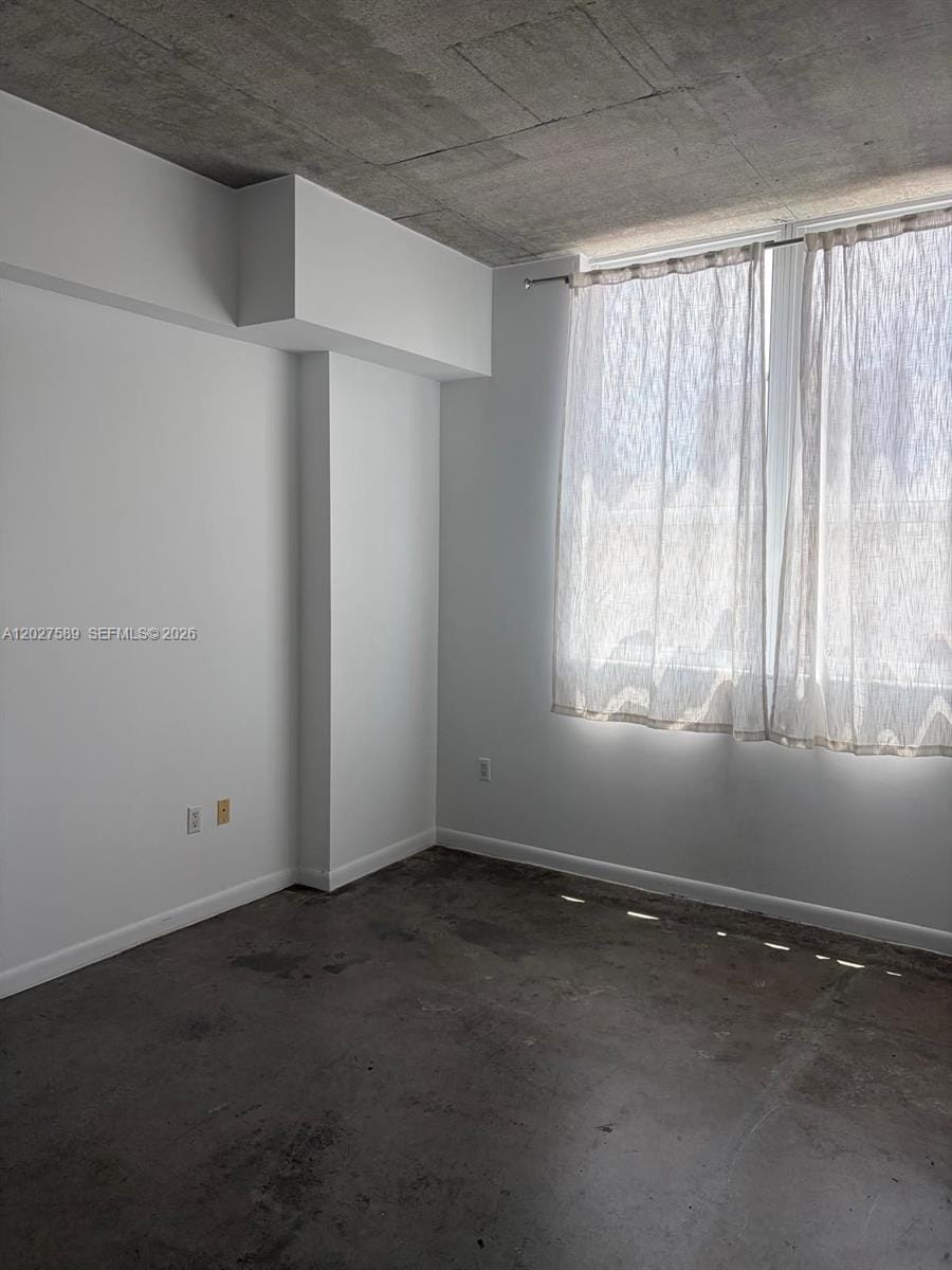 133 NE 2nd Avenue 913 — photo 8
