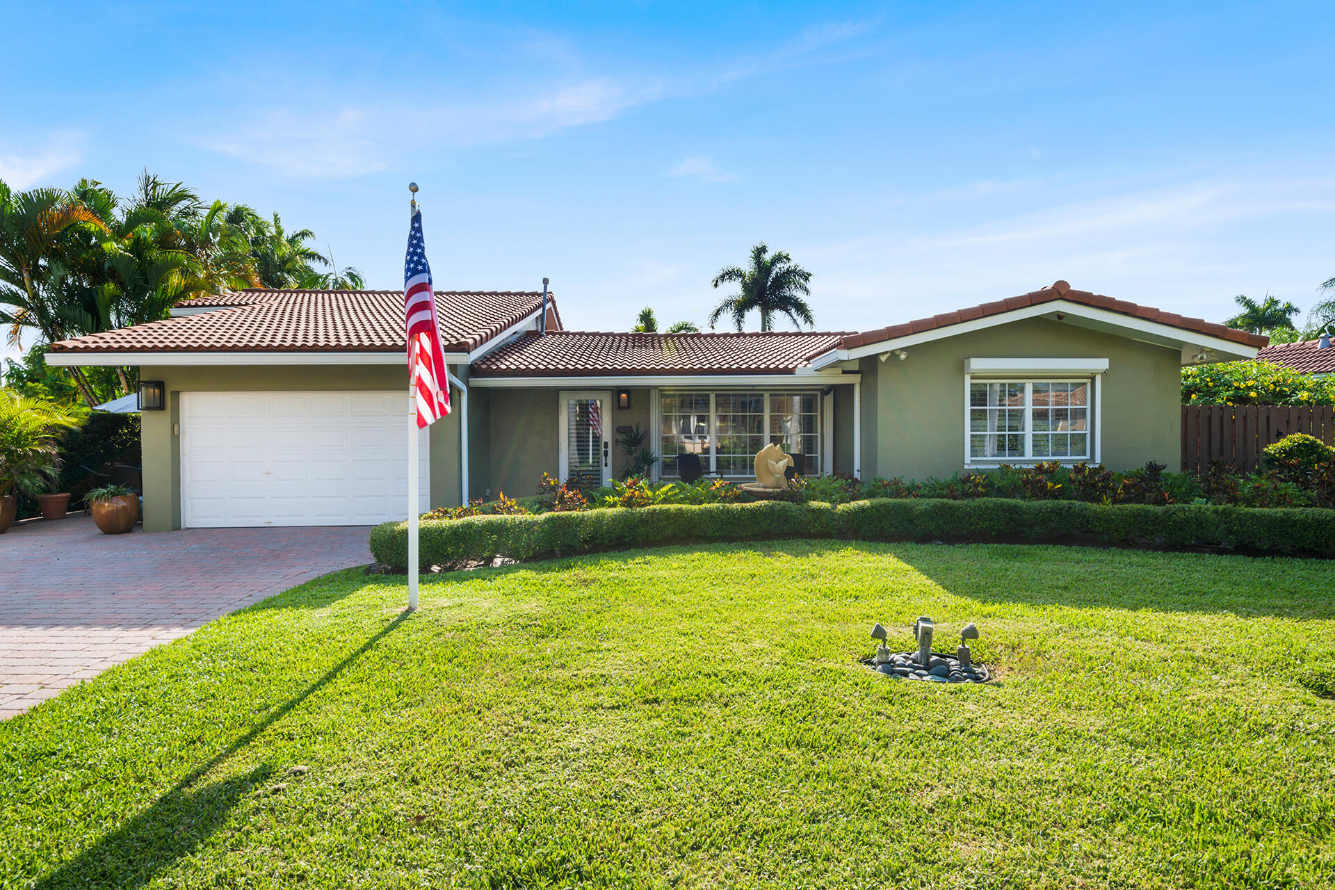 1755 E Terra Mar Drive, Lauderdale-By-The-Sea, FL 33062, Lauderdale By The Sea