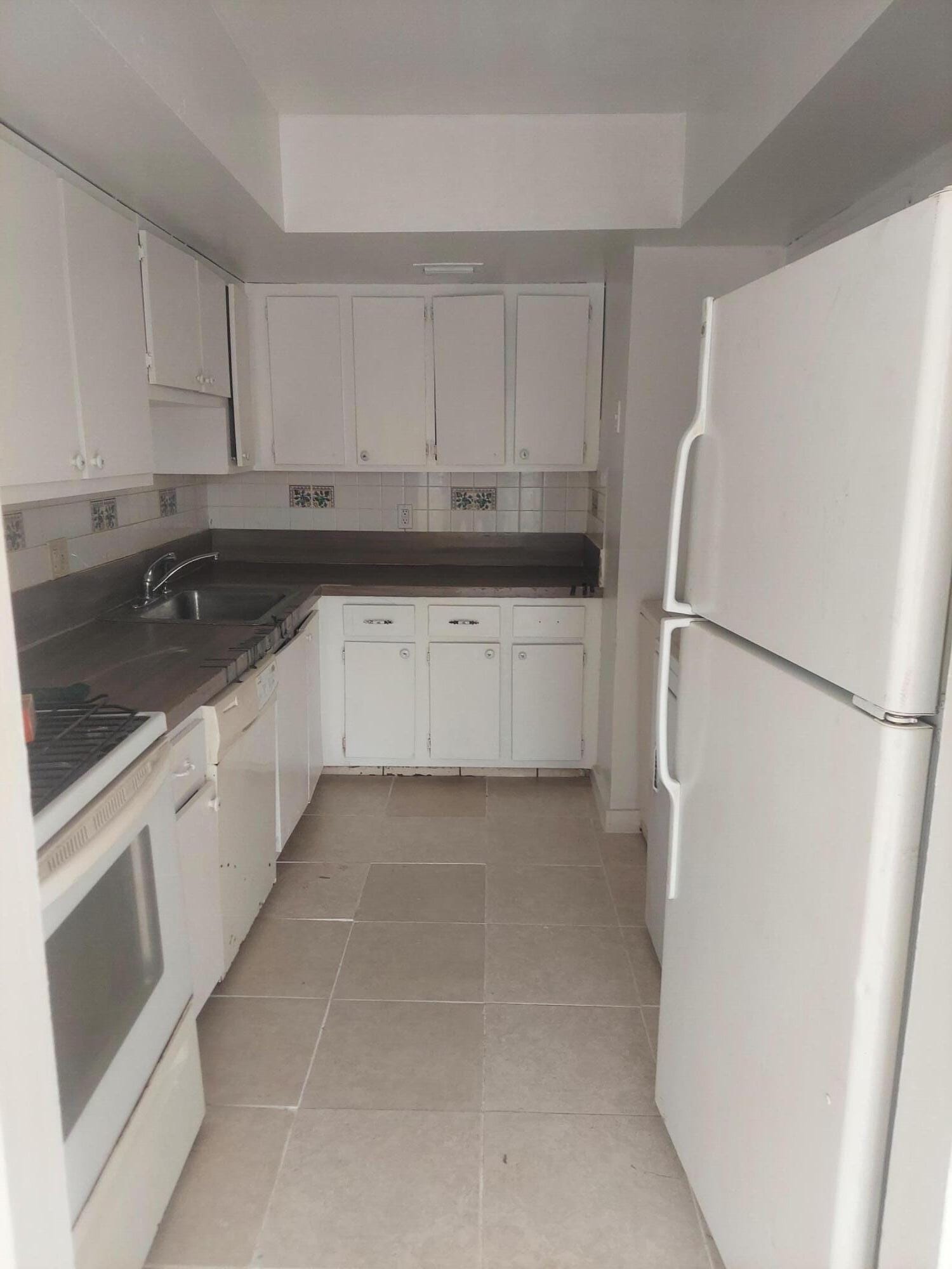 2215 NW 56th Avenue 3-e, Lauderhill, FL 33313 photo 14