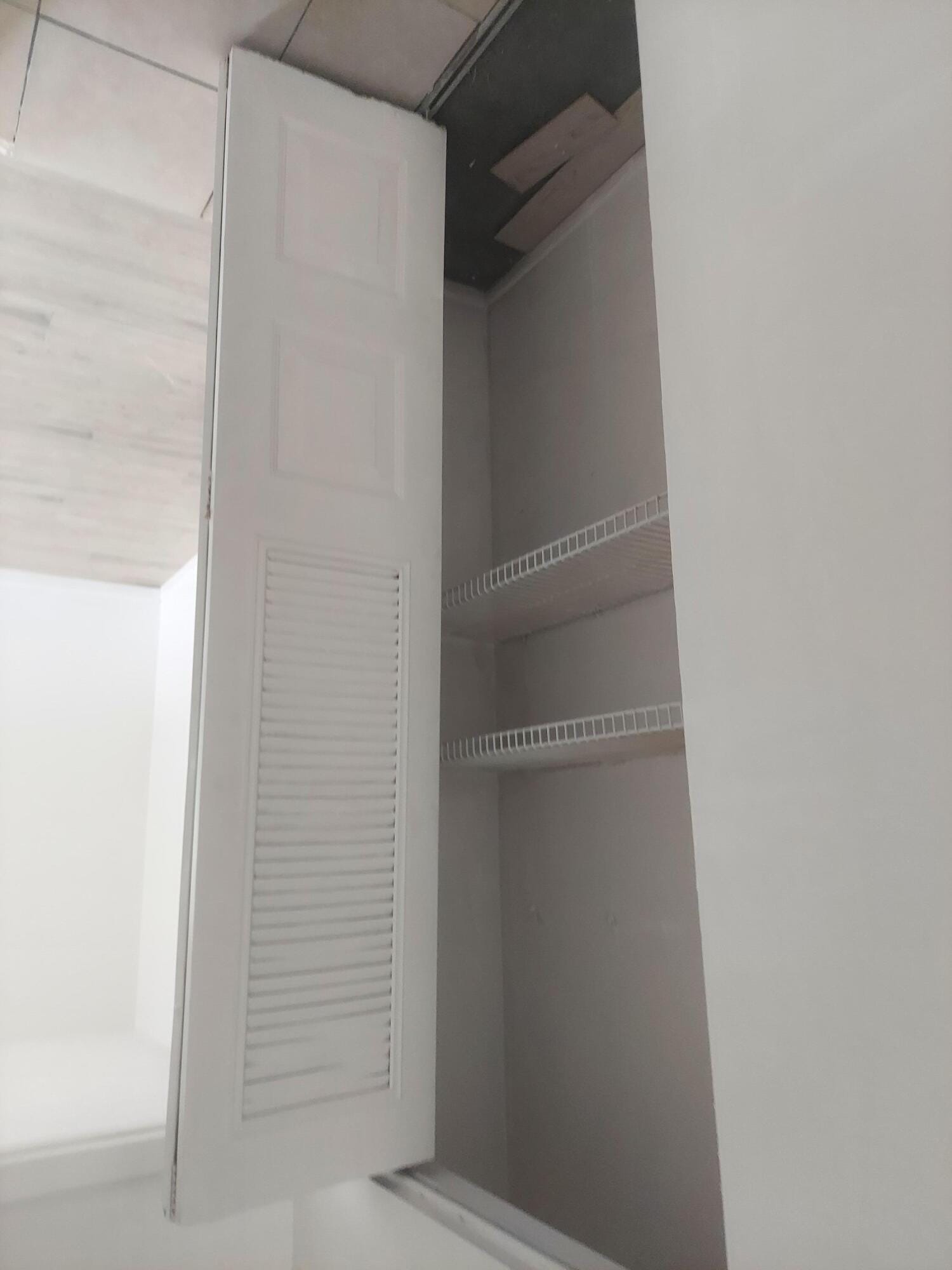 2215 NW 56th Avenue 3-e — photo 3