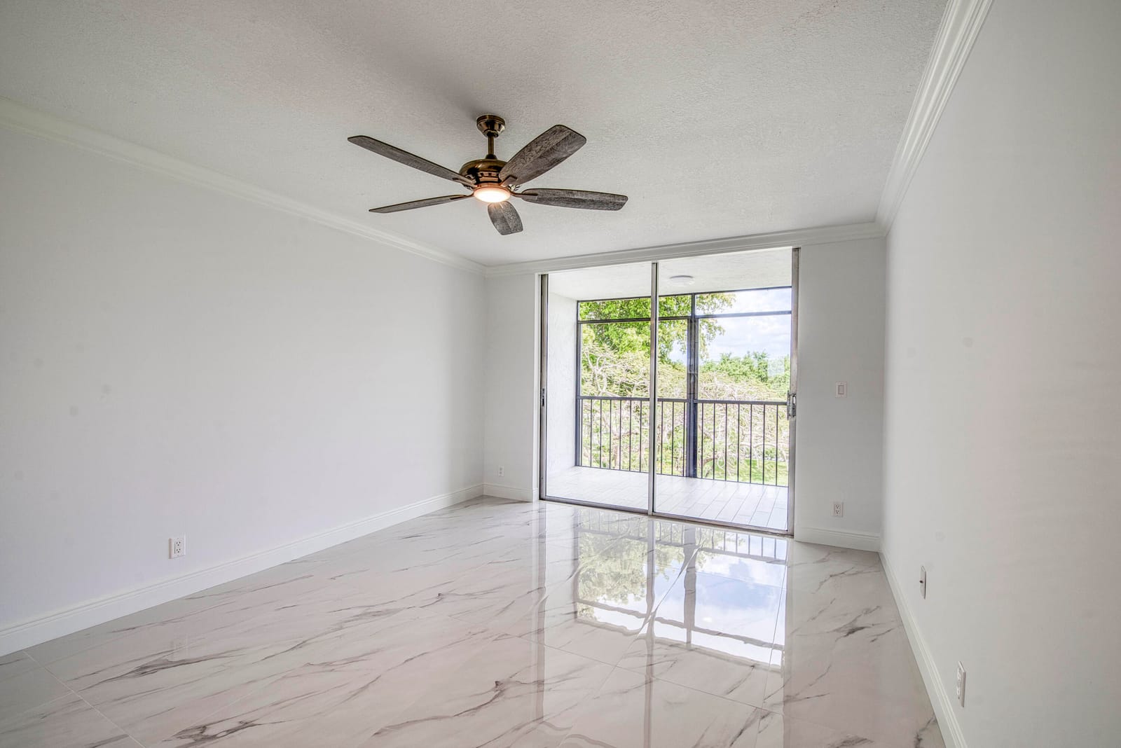 6795 Huntington Lane 406, Delray Beach, FL 33446 photo 5