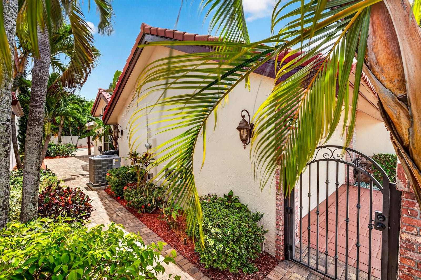 21849 Town Place Drive, Boca Raton, FL 33433 photo 6