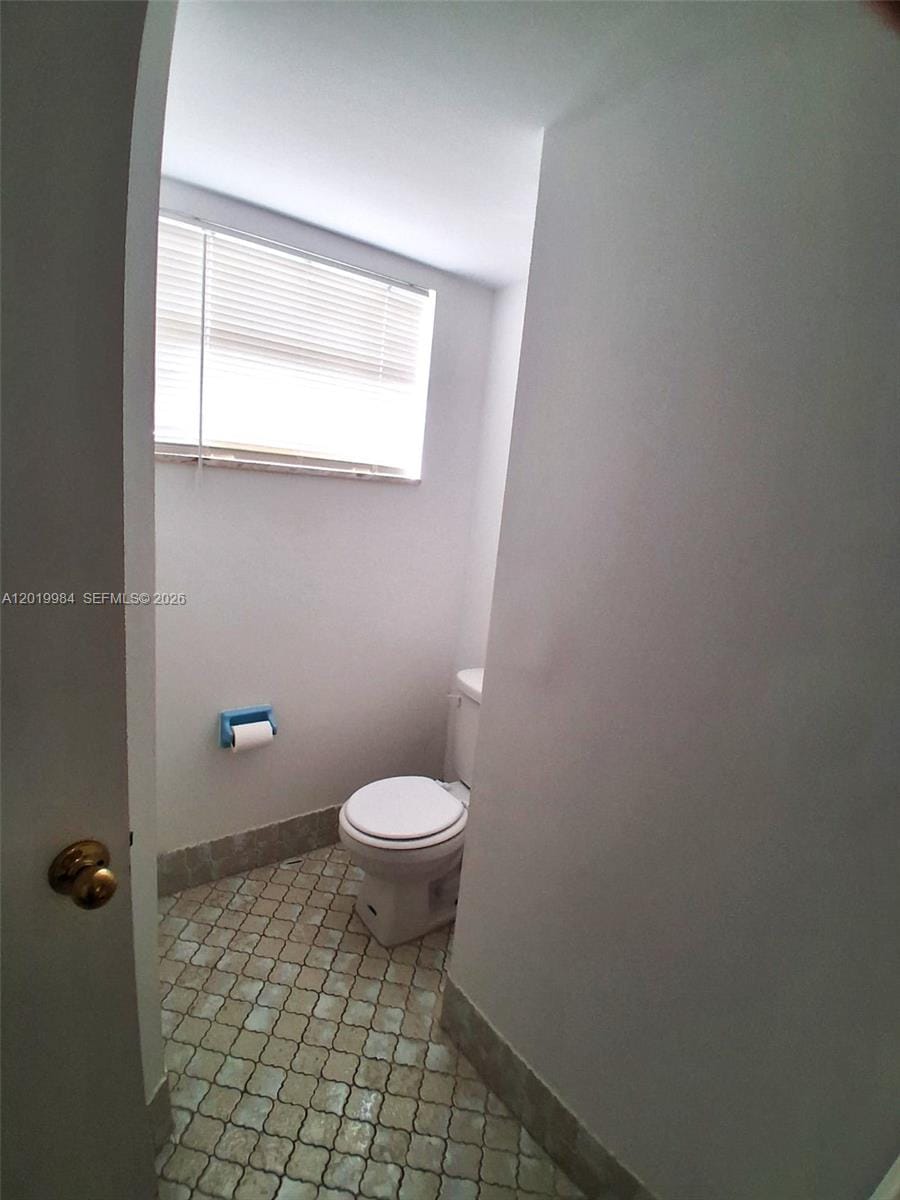 1770 NE 191st Street 813-1, Miami, FL 33179 photo 27