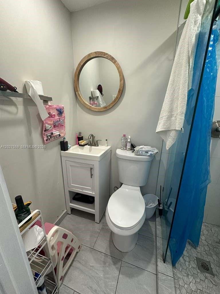 685 SW 7th Terrace, Dania Beach, FL 33004 photo 17
