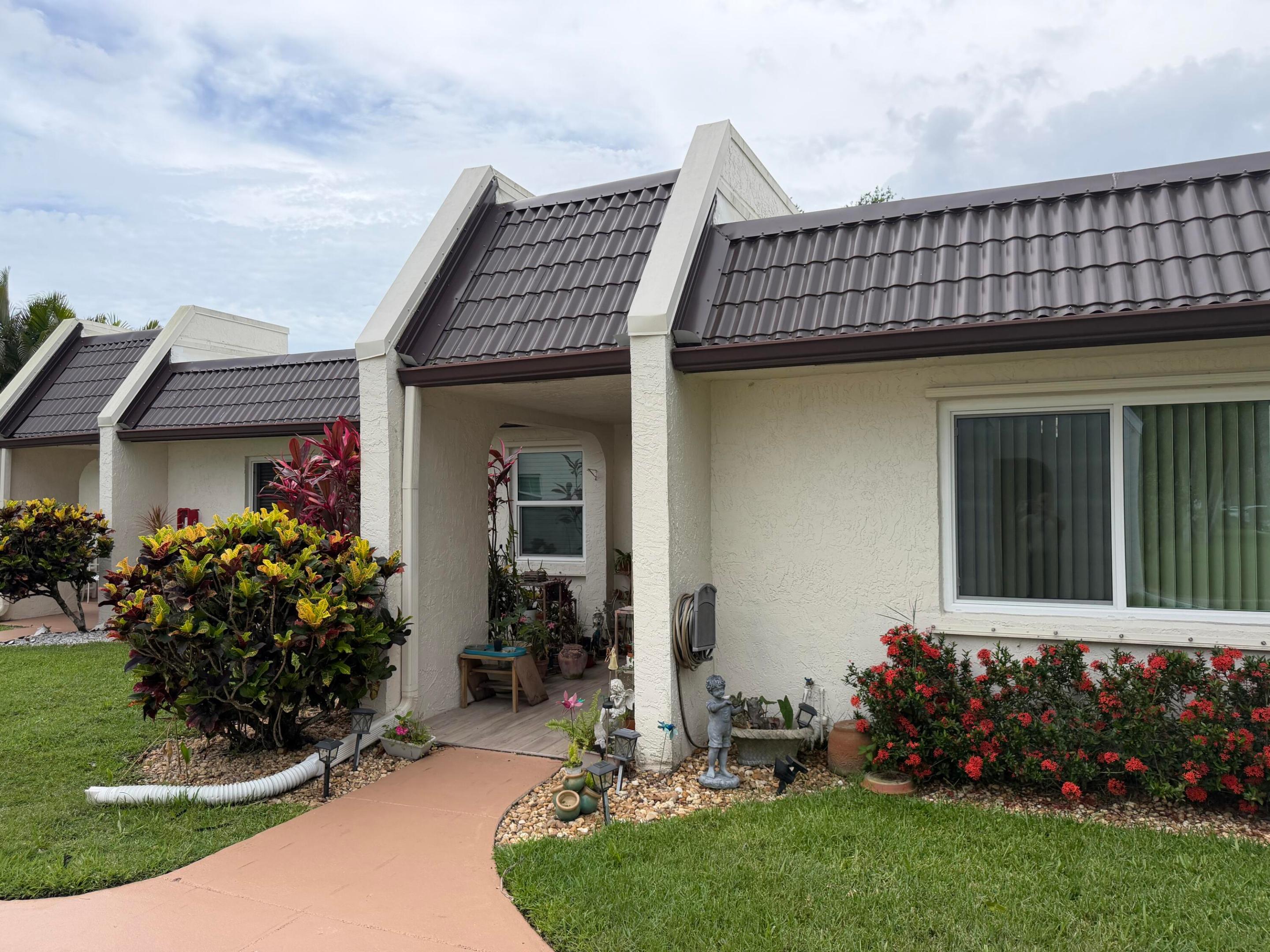 212 Lake Susan Lane, West Palm Beach, FL 33411, West Palm Beach