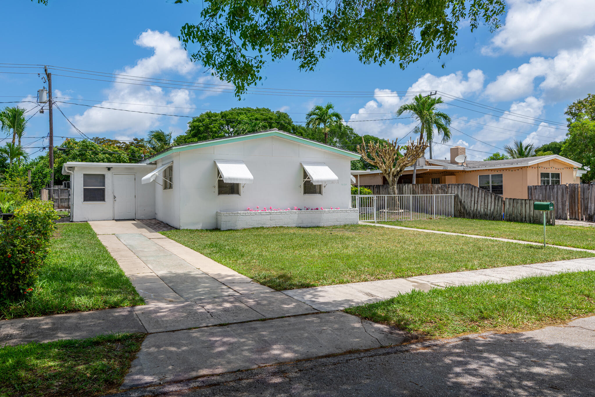 1029 Andrews Road, West Palm Beach, FL 33405, West Palm Beach
