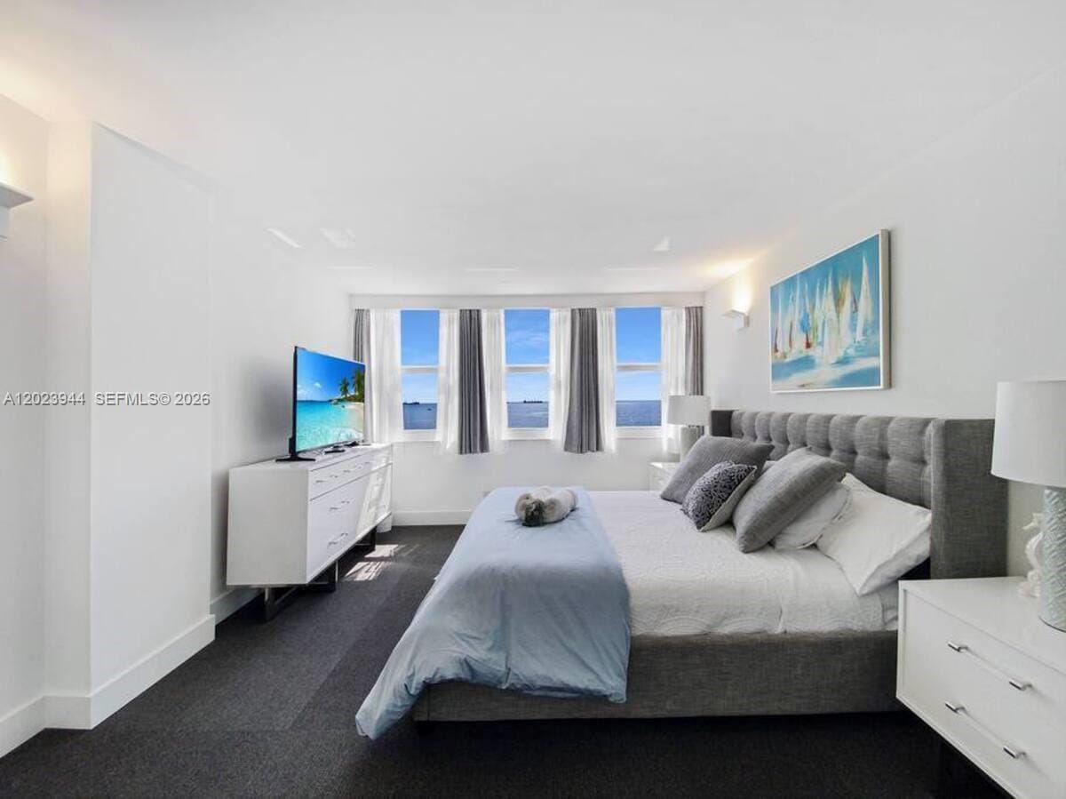 209 N Fort Lauderdale Beach Boulevard 5B, Fort Lauderdale, FL 33304 photo 12
