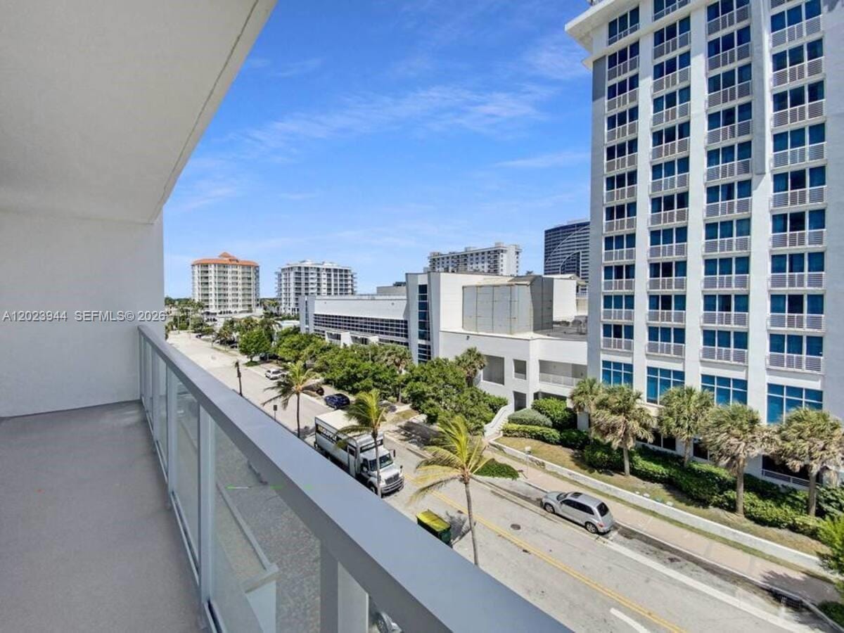 209 N Fort Lauderdale Beach Boulevard 5B, Fort Lauderdale, FL 33304 photo 18