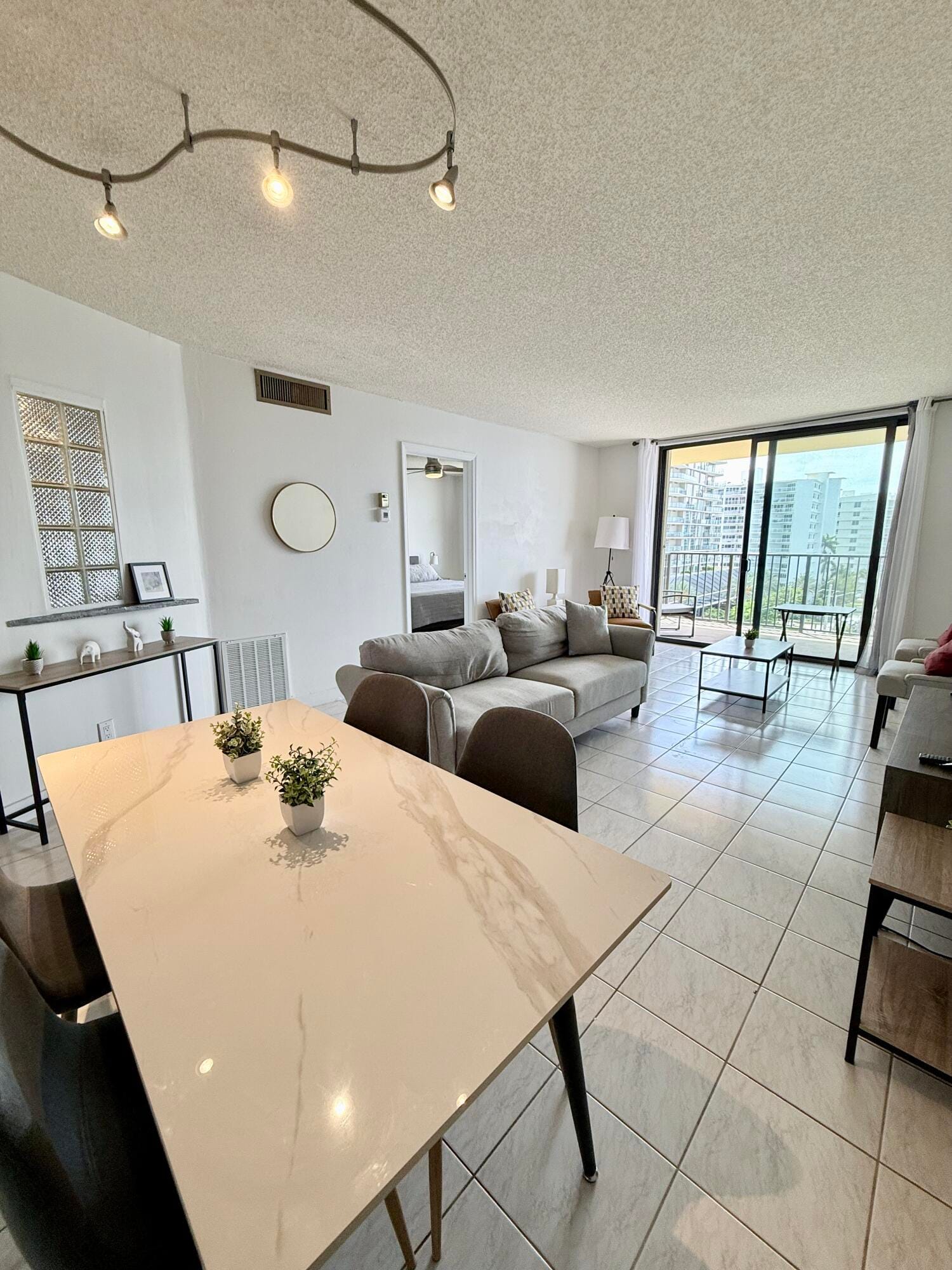 801 N Ocean Boulevard 802 — photo 4